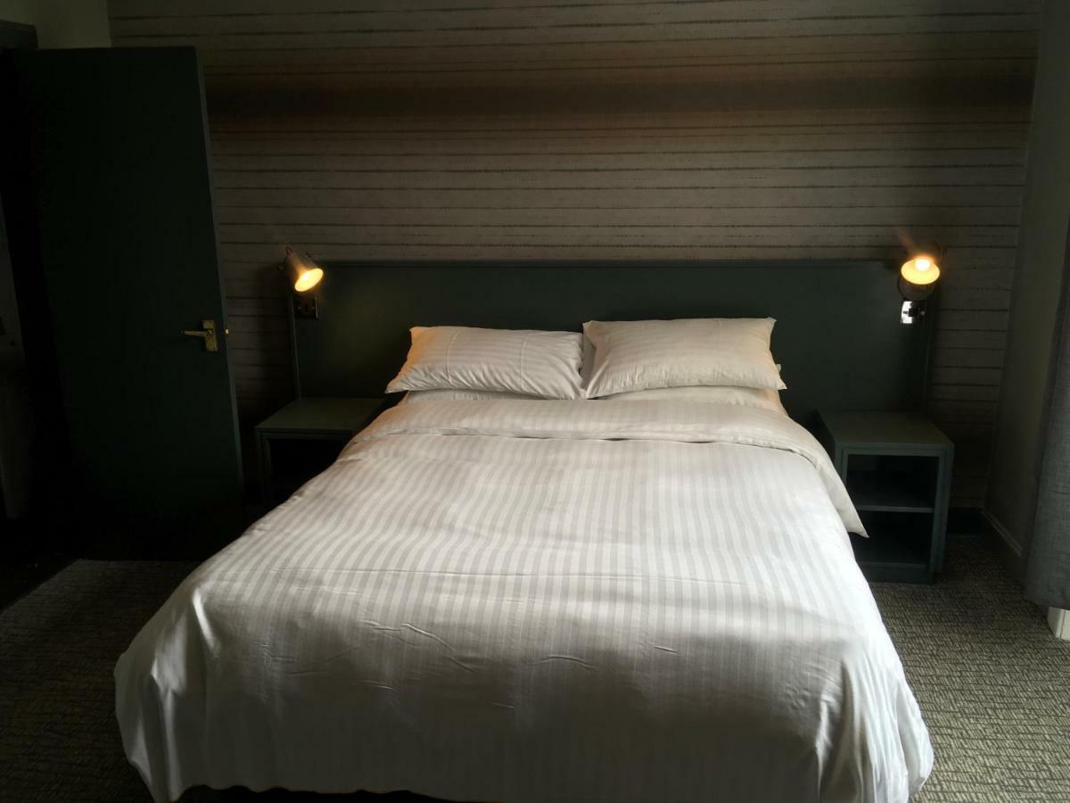 מלרוז Kings Arms Hotel מראה חיצוני תמונה