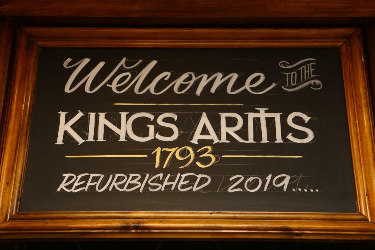 מלרוז Kings Arms Hotel מראה חיצוני תמונה