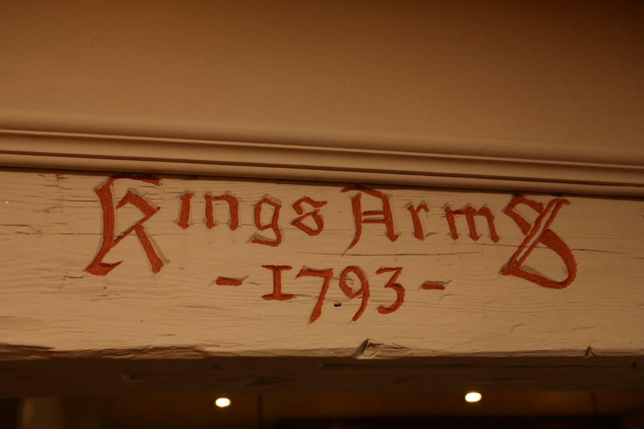 מלרוז Kings Arms Hotel מראה חיצוני תמונה